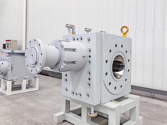 管道熔體增壓泵